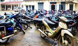 Số xe máy bị giữ tại tiệm cầm đồ không phép