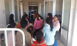 Nhiều người phải nhập viện cấp cứu sau bữa ăn từ thiện