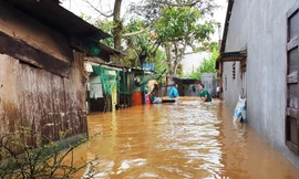 Đường Lê Văn Tám bị ngập lụt nghiêm trọng