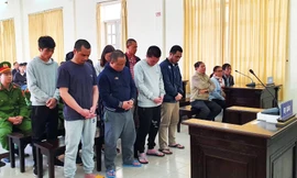 8 bị cáo tại phiên tòa sơ thẩm