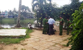 Công an khám nghiệm hiện trường 