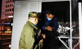 Dẫn giải đối tượng đi dựng lại hiện trường.