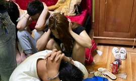 Nhóm thanh niên bị bắt quả tang sử dụng ma túy