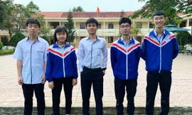 5 HS vừa đạt học bổng du học Nga 