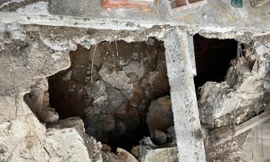 Hàm ếch nguy hiểm phía sau lớp đá của ta luy