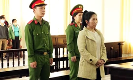 Bị cáo nghe Hội đồng xét xử tuyên án