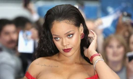 Các ca sĩ nổi tiếng tâm sự về bắt nạt online