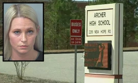 Cô giáo có quan hệ tình cảm với học sinh bị truy tố tội tấn công tình dục