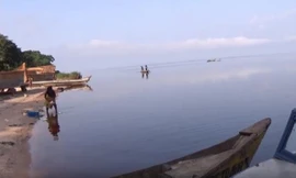 Chìm thuyền ở Congo, hơn 200 người mất tích