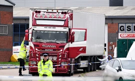 Vụ 39 người chết bi thảm trong container: Dấu tay máu trong 'quan tài thép'