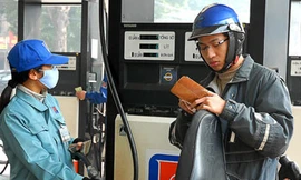 Bộ Tài chính yêu cầu chưa tăng giá xăng dầu