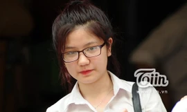 Hot girl An Japan rạng rỡ đi thi tốt nghiệp