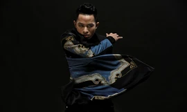 -	Ca sĩ Tùng Dương sẽ thể hiện những ca khúc nổi tiếng của Việt Nam.