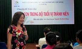 Theo Tiến sĩ Nguyễn Thị Bích Hồng, vị thành niên là độ tuổi "không còn trẻ thơ nhưng chưa trưởng thành", cha mẹ phải có kỹ năng riêng để dạy con trong giai đoạn này. 