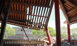 Ảnh: Một góc Phu Văn Lâu đổ sập 