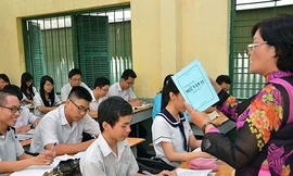 Trao đổi cách ra đề và làm bài với đề Ngữ Văn mở