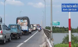 Bắt đầu 10 ngày kiểm tra trạm thu phí BOT cầu Rạch Miễu