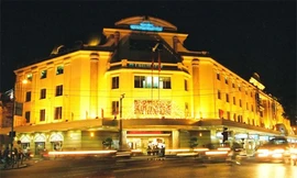 Khi Tràng Tiền Plaza 'kết duyên' bố chồng Hà Tăng