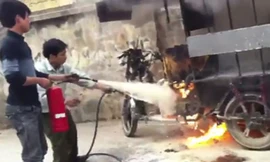 Chiếc xe của anh Cường bốc cháy tại hiện trường