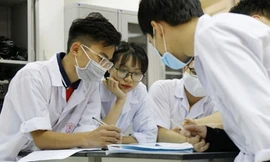 Cơ hội nào cho thí sinh xét tuyển vào trường Y, Dược với tổ hợp C00, D01, A01