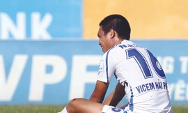 Các đội cuối bảng cùng chìm sâu