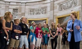 Bé 9 tuổi dạy lãnh đạo Mỹ cách 'làm việc'