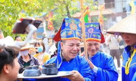 Biến tướng, trục lợi từ lễ hội: Mạnh tay chấn chỉnh, quản lý 