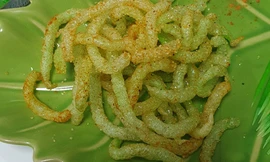 Trào lưu ăn 'tăm rán' trên TikTok 