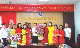 Văn phòng Đăng ký đất đai tỉnh Lào Cai đoàn kết, sáng tạo, không ngừng phát triển 