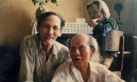 Nhạc sĩ Văn Cao, nhà văn Nguyễn Tuân và họa sĩ Bùi Xuân Phái là ba trong số tác giả xuất sắc được trao Giải thưởng Hồ Chí Minh đợt 1 