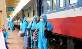 Ngày 30/7, tỉnh TT-Huế đã đón thêm 376 công dân từ TPHCM về quê và đưa đi cách ly tập trung