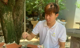 Người 'thu nhỏ' những công trình nhà cổ