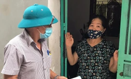 Phường Phúc Xá (Ba Đình, Hà Nội) vận động chủ nhà trọ miễn, giảm giá thuê trọ cho người lao động gặp khó khăn do COVID-19 (Ảnh: PV )