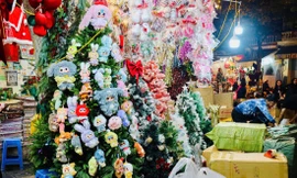 Nhạc, phim mùa giáng sinh: 'Món' cũ vẫn đắt hàng 