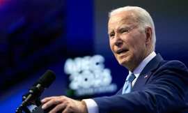 Cách Tổng thống Mỹ đứng vững ở tuổi 81 