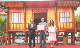 Độc lạ bộ Linh tiêm miền sơn cước xứ Lạng 