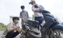 Nghĩa cử của chàng trai mê xe 