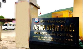Phê bình Giám đốc Bệnh viện Phổi Hải Phòng vụ 'kẹp' 4 triệu vào hồ sơ xét bậc lương 