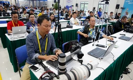 Báo in khác biệt trong thời đại AI