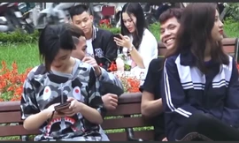 Từ chơi khăm nhẹ đến… đùa 'bẩn' 