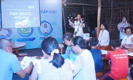 Lớp học đặc biệt giữa sông Hậu 