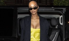 Siêu mẫu Jourdan Dunn mặc hớ hênh ngực, lộ điểm nhạy cảm