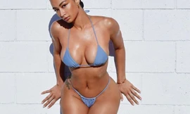 Draya Michele khiến cánh mày râu 'điên đảo' với thiết kế áo tắm bé xíu