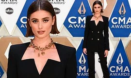 'Thiên thần nội y' Taylor Hill phô diễn thần thái chuẩn high fashion, đẹp quyền lực