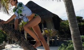 Ngưỡng mộ vóc dáng thon nuột tuyệt đẹp của chân dài 9x người Hà Lan 