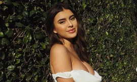 Nàng vũ công 20 tuổi nảy nở siêu gợi cảm, đốn tim các chàng trai 