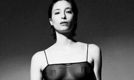 Chân dài cao 1m83 chụp ngực trần đẹp như tạc tượng dưới ống kính của bạn trai