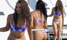 Siêu mẫu Shanina Shaik dáng đẹp như tạc tượng với bikini nhỏ xíu