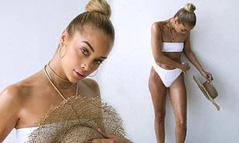 Jasmine Sanders khoe đường cong thể hình siêu 'bốc lửa' với bikini