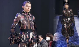 Chân dài Victoria's Secret để ngực trần diễn thời trang